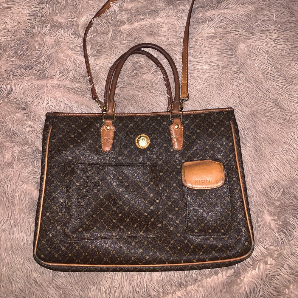 Rioni purse